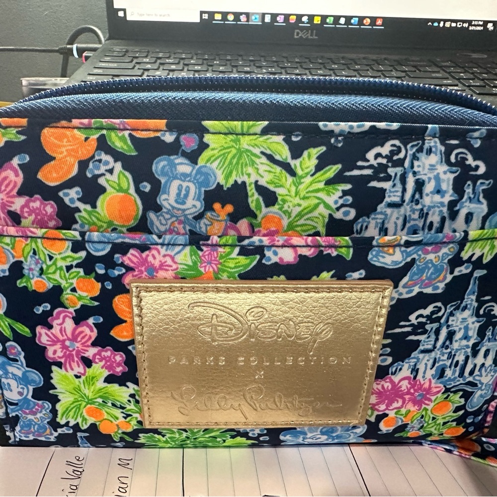 DISNEY Lilly Pulitzer